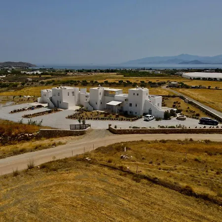 Apartment White And Grey Villas: Spacious 1 Bed With Shared Pool And Sea View Parikia (Paros)
