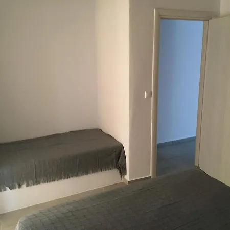 Apartment White And Grey Villas: Spacious 1 Bed With Shared Pool And Sea View *